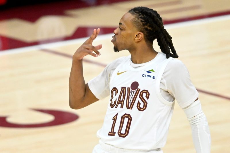 Latest injury updates on Cavs stars ahead of Game 3 vs. Pacers
