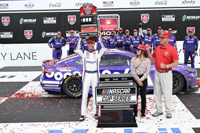 Hamlin could miss first NASCAR Cup race in Mexico for birth of third child