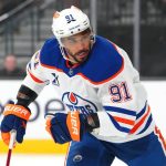 Stanley Cup finalist traded to division rival