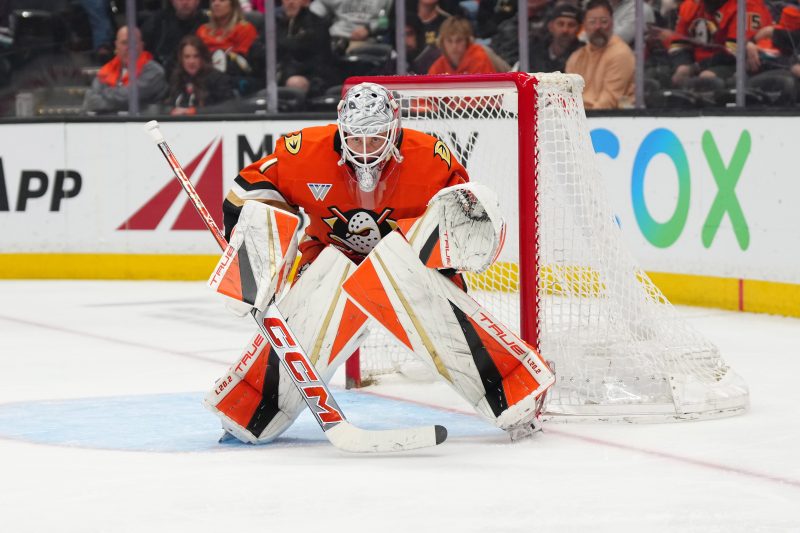 NHL free agency tracker:11 players file for salary arbitration