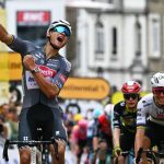 Flying Dutchman wins sprint to finish for Tour de France Stage 2 win