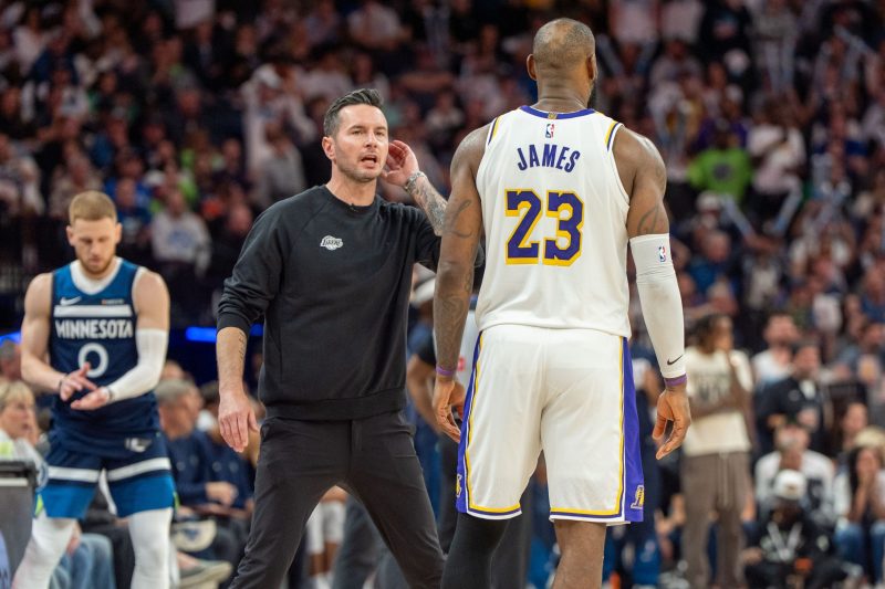 Lakers extend coach JJ Redick’s contract ahead of 2025-26 NBA season