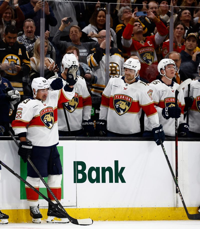 Longtime NHL pest brought to tears by tribute video from old team