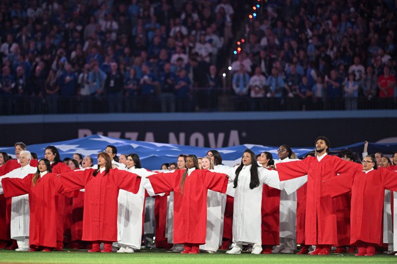 Watch amazing anthem performances before World Series opener