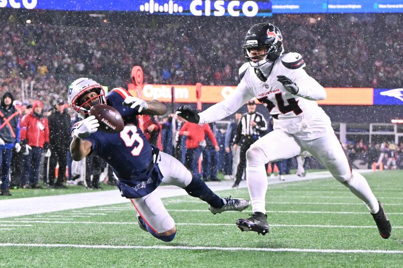 Patriots top turnover-prone Texans, clinch AFC title tilt with Denver