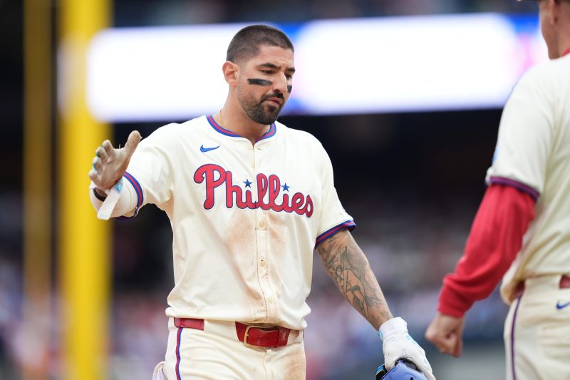 Nick Castellanos admits in letter to bringing beer into Phillies dugout