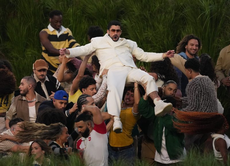 Sports world reacts to Bad Bunny Super Bowl halftime show: ‘It’s Lit!’