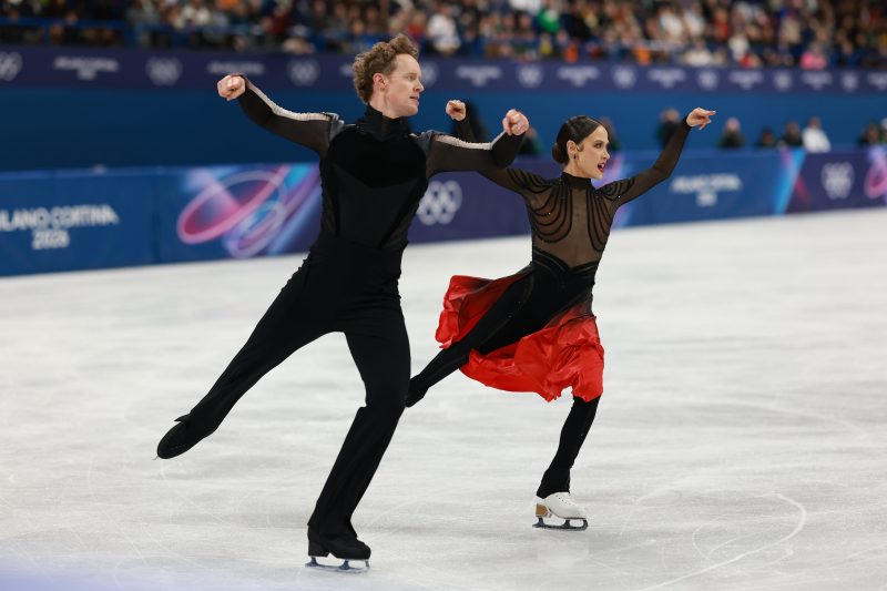 Olympics figure skating updates: Chock and Bates win ice dance silver